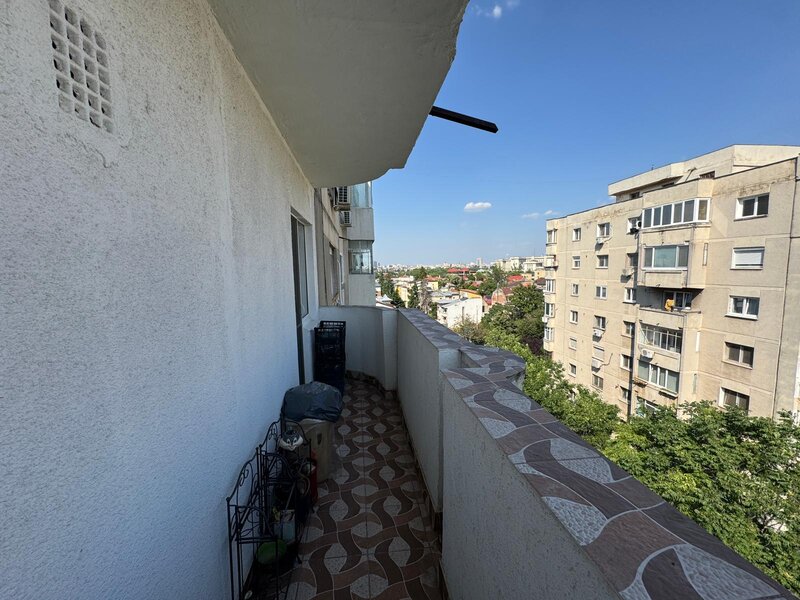 Cotroceni proprietar vand apartament de 2 camere in zona Cotroceni