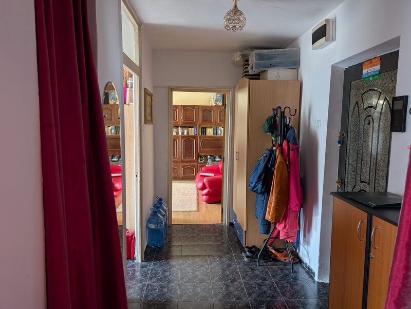 Cotroceni proprietar vand apartament de 2 camere in zona Cotroceni